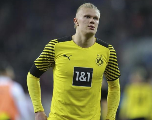 天空报道塞门约：利物浦曼联仍跟进；热刺蓝军退出；曼城领跑（天空消息：曼城领跑塞门约争夺战，利物浦与曼联仍在跟进，热刺与切尔西已退出）